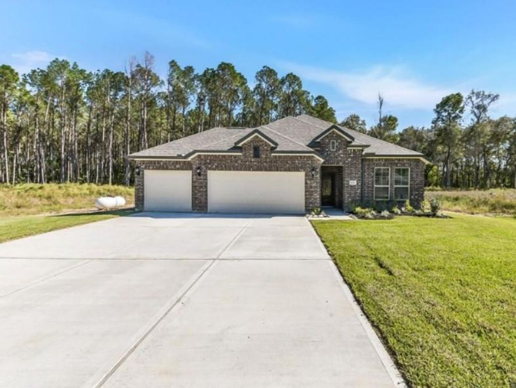 4044 Road 66124, Dayton, TX 77535