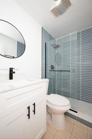 1204 NE 17th Way 5, Fort Lauderdale, FL 33304