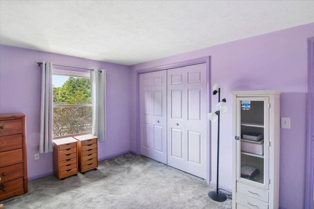 26 East Meadow Way, Manchester, NH 03109