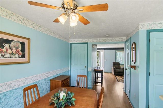 26 East Meadow Way, Manchester, NH 03109