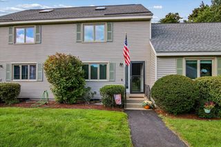 26 East Meadow Way, Manchester, NH 03109