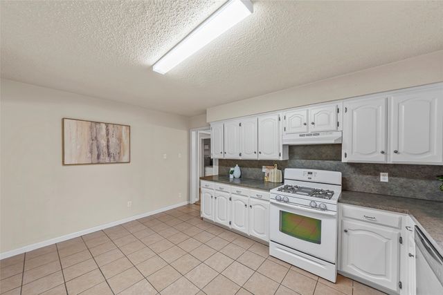 506 Willowcrest Drive, Garland, TX 75040