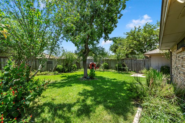 506 Willowcrest Drive, Garland, TX 75040