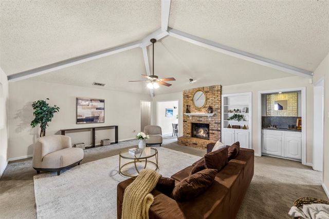 506 Willowcrest Drive, Garland, TX 75040