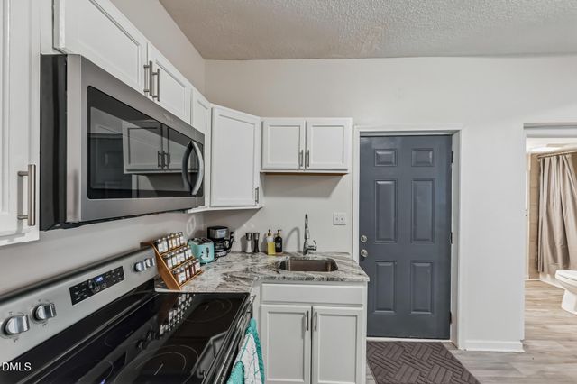 1512 Pender Street, Raleigh, NC 27610