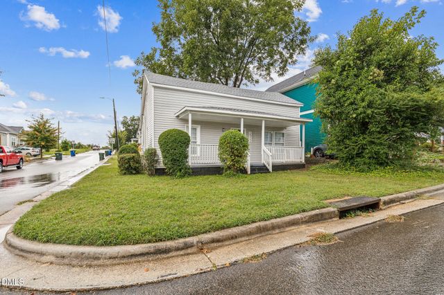 1512 Pender Street, Raleigh, NC 27610