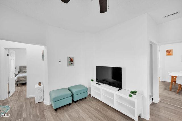 1512 Pender Street, Raleigh, NC 27610