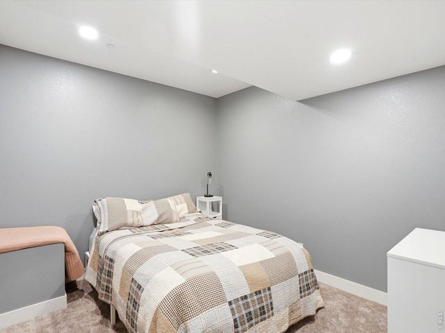 7014 Wiggins Ct, Timnath, CO 80547