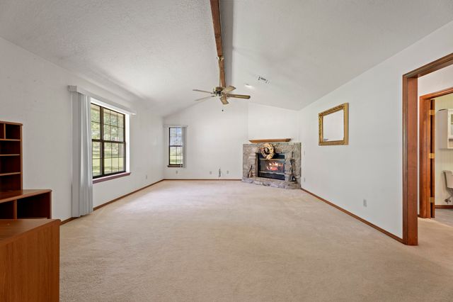 27505 S 614 Road, Grove, OK 74344