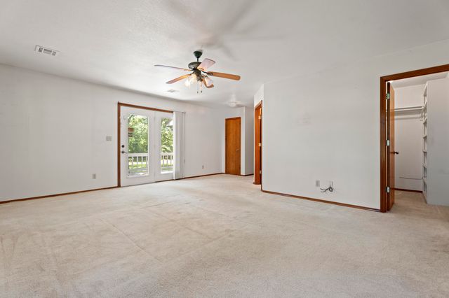 27505 S 614 Road, Grove, OK 74344