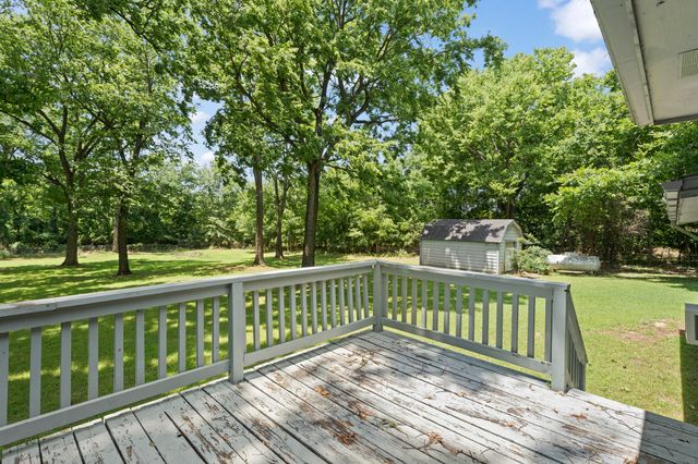 27505 S 614 Road, Grove, OK 74344