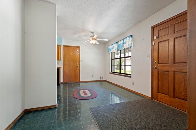 27505 S 614 Road, Grove, OK 74344