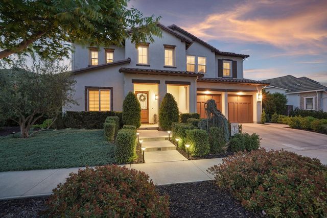3021 Belmont Dr, Lodi, CA 95242