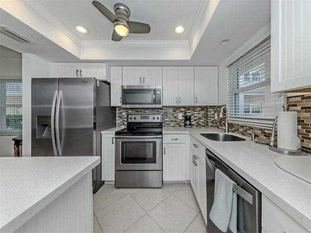 101 PARK BOULEVARD S 106, Venice, FL 34285