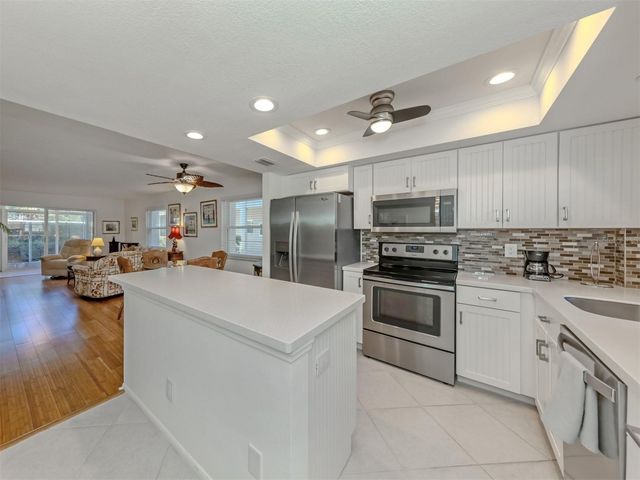 101 PARK BOULEVARD S 106, Venice, FL 34285