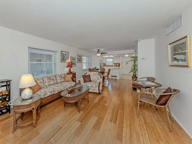 101 PARK BOULEVARD S 106, Venice, FL 34285