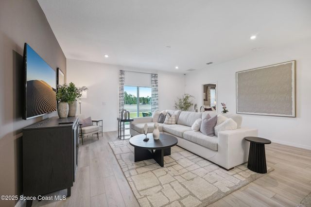 3345 Viridian Circle, Melbourne, FL 32904