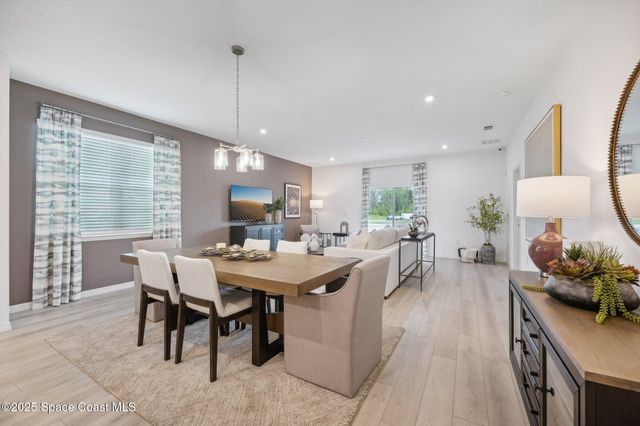 3345 Viridian Circle, Melbourne, FL 32904