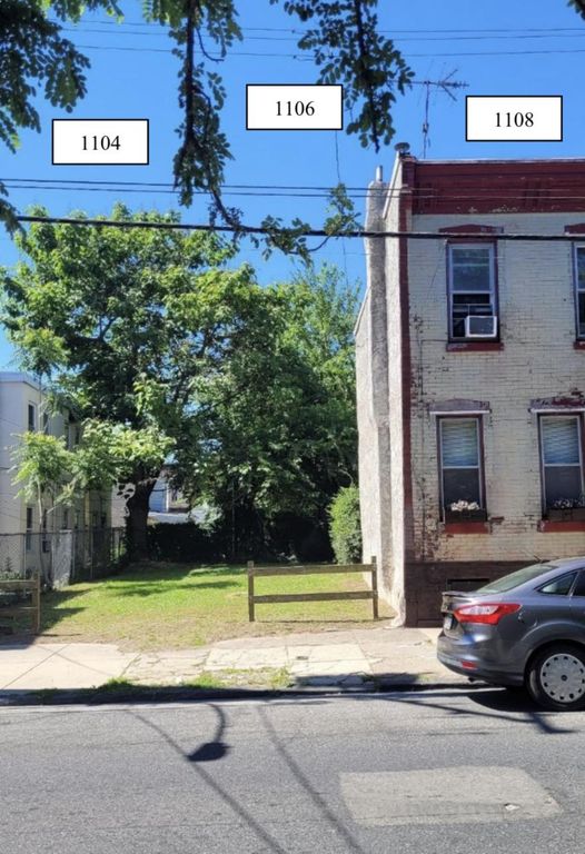 1106 W SOMERSET ST, Philadelphia, PA 19133