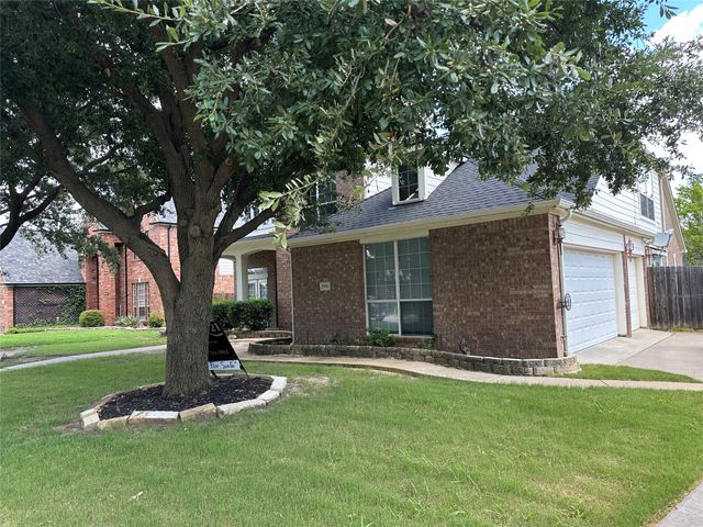 2906 Saint Mark Drive, Mansfield, TX 76063