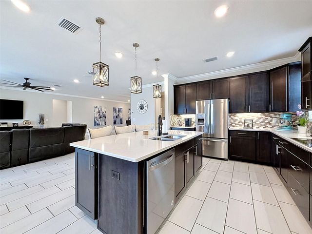 18503 CORTES CREEK BOULEVARD, Spring Hill, FL 34610
