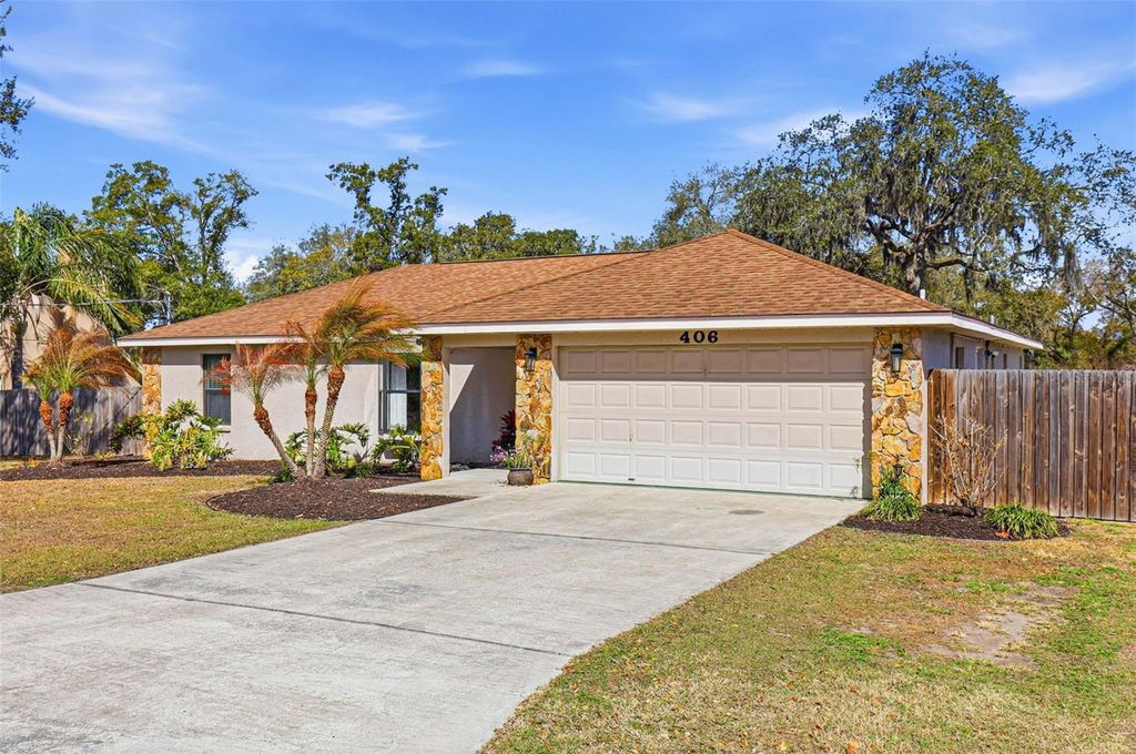 Image 1 of property listing at 406 CRAFT ROAD, Brandon, FL 33511