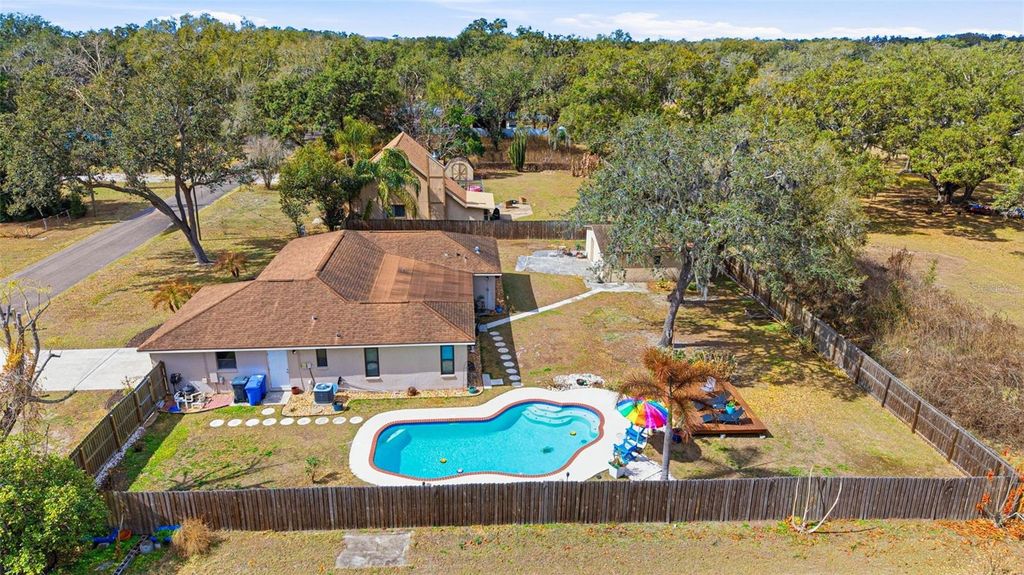 Image 73 of property listing at 406 CRAFT ROAD, Brandon, FL 33511