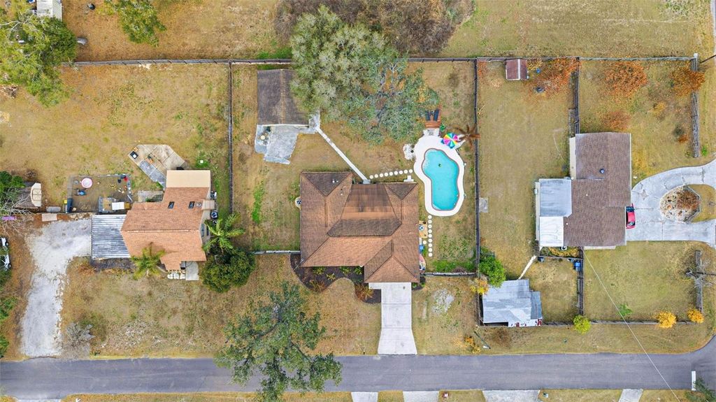 Image 74 of property listing at 406 CRAFT ROAD, Brandon, FL 33511
