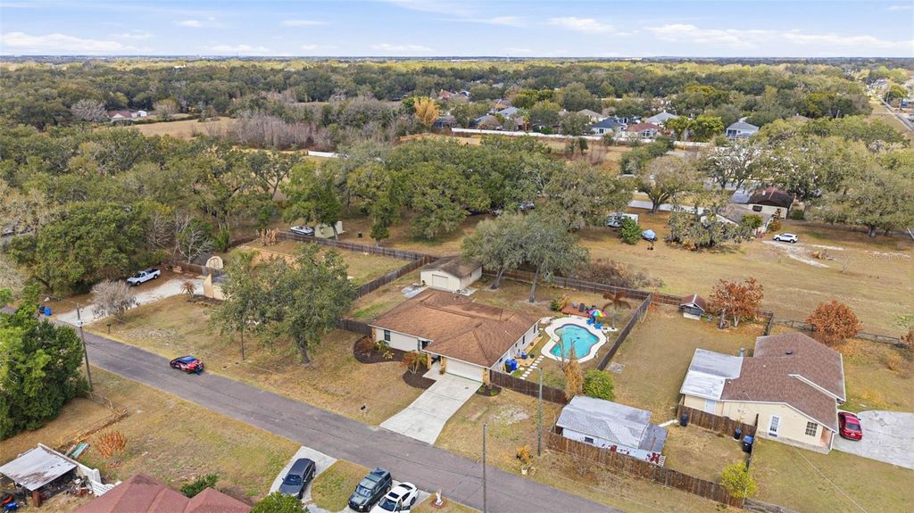 Image 78 of property listing at 406 CRAFT ROAD, Brandon, FL 33511