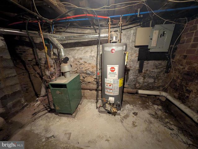 507 CENTRE ST, Trenton, NJ 08611