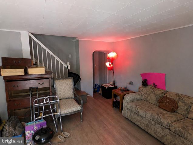 507 CENTRE ST, Trenton, NJ 08611