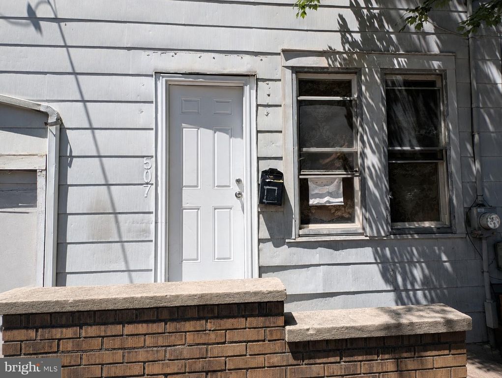 507 CENTRE ST, Trenton, NJ 08611
