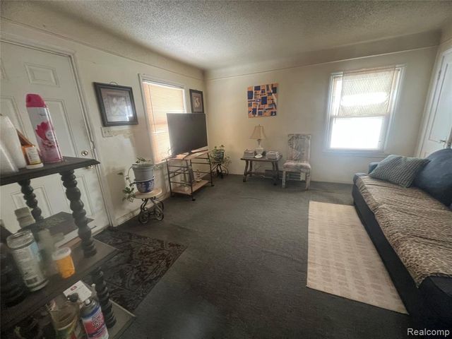 20264 Waltham Street, Detroit, MI 48205