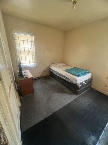 20264 Waltham Street, Detroit, MI 48205