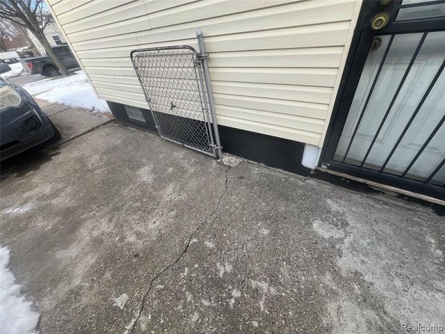 20264 Waltham Street, Detroit, MI 48205