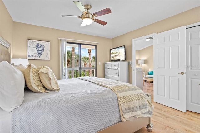 4013 CROCKERS LAKE BOULEVARD 26, Sarasota, FL 34238