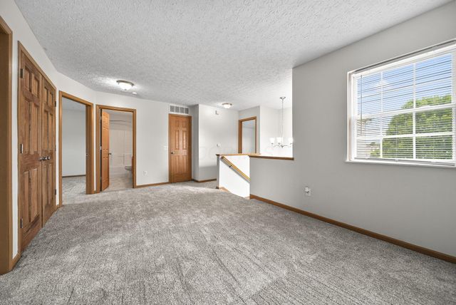 3691 Parker Knoll Lane, Columbus, OH 43219