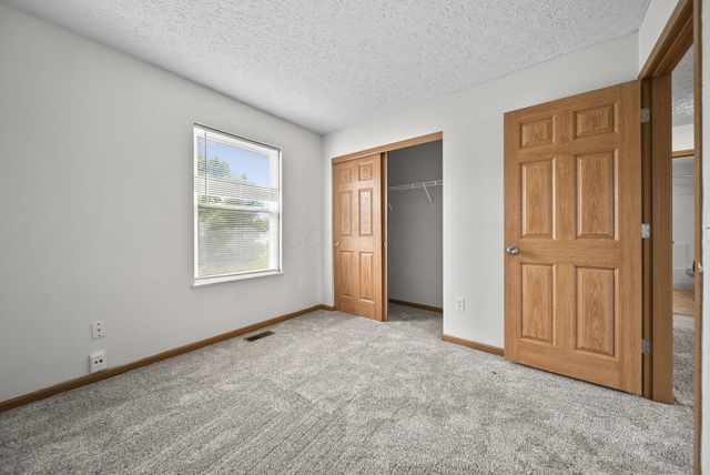 3691 Parker Knoll Lane, Columbus, OH 43219