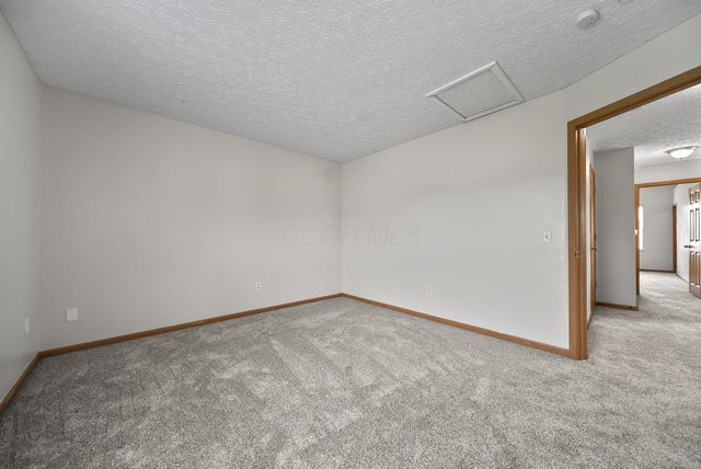 3691 Parker Knoll Lane, Columbus, OH 43219