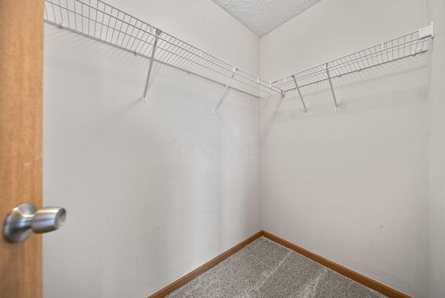 3691 Parker Knoll Lane, Columbus, OH 43219