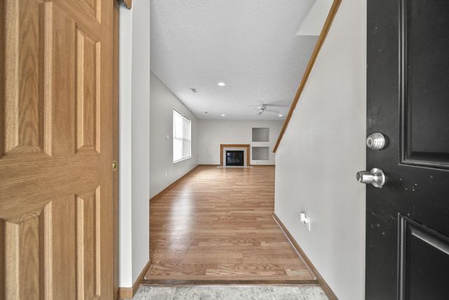 3691 Parker Knoll Lane, Columbus, OH 43219