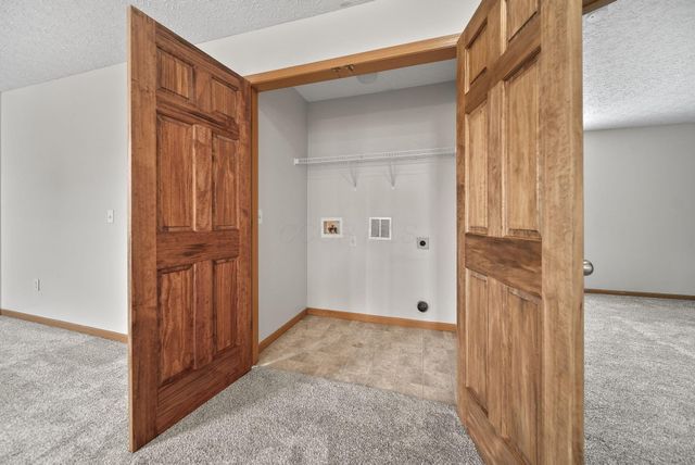 3691 Parker Knoll Lane, Columbus, OH 43219