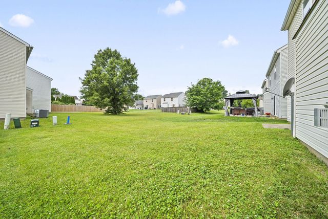 3691 Parker Knoll Lane, Columbus, OH 43219