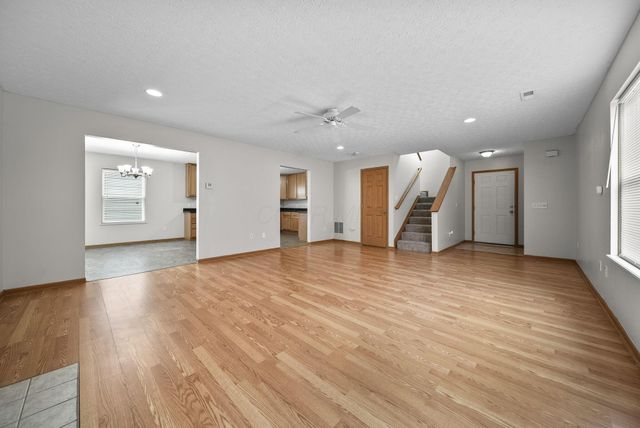 3691 Parker Knoll Lane, Columbus, OH 43219