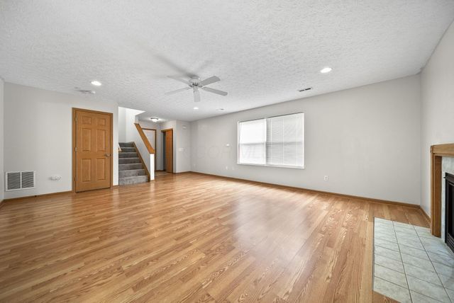 3691 Parker Knoll Lane, Columbus, OH 43219