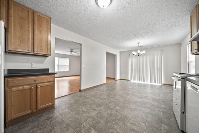3691 Parker Knoll Lane, Columbus, OH 43219
