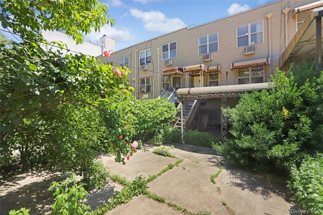 1471 Gates Avenue, Brooklyn, NY 11237