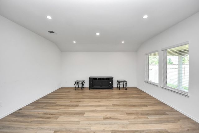 21227 Sunnyridge Way, New Caney, TX 77357