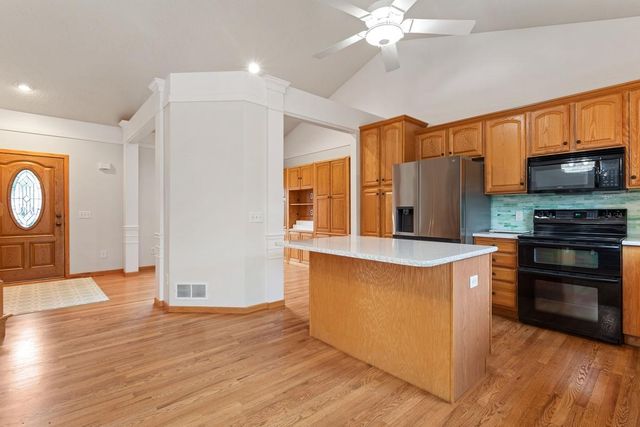 600 Topaz Lane, Hudson, WI 54016