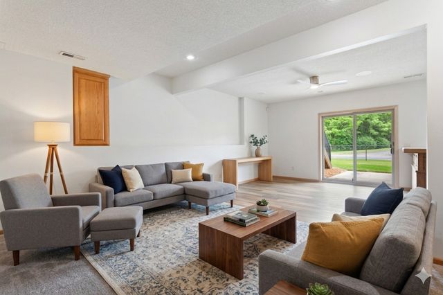 600 Topaz Lane, Hudson, WI 54016
